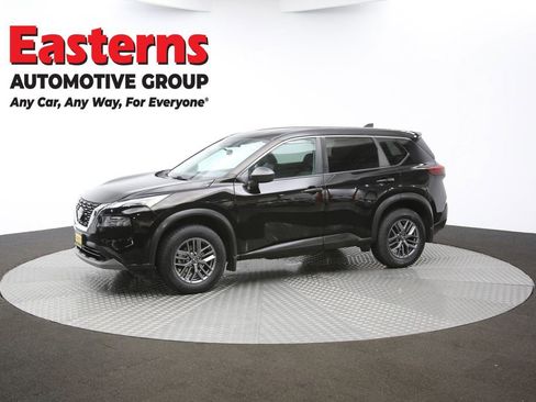 Used 2022 Nissan Rogue S image 54