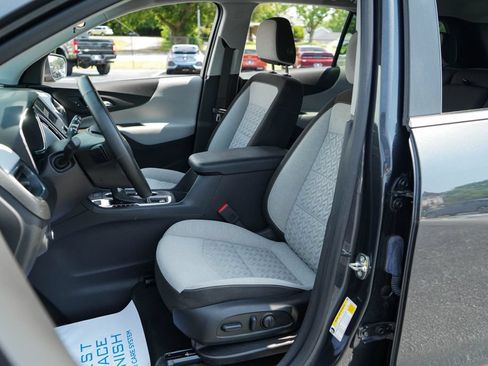 Used 2023 Chevrolet Equinox LT w/ Driver Convenience Package AWD/4WD image 6