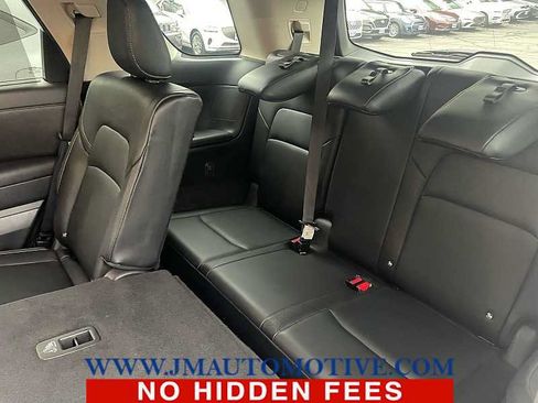 Used 2022 Nissan Pathfinder SL AWD/4WD image 4