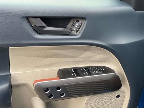 New 2026 Ford Maverick Lariat image 17