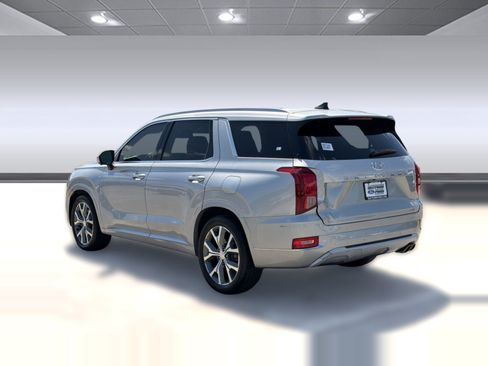 Used 2022 Hyundai Palisade Limited w/ Cargo Package AWD/4WD image 3