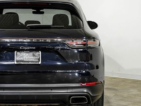 Used 2019 Porsche Cayenne image 43