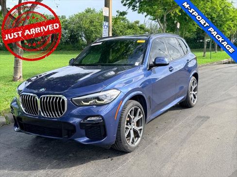 Used 2020 BMW X5 sDrive40i w/ M Sport Package RWD image 2