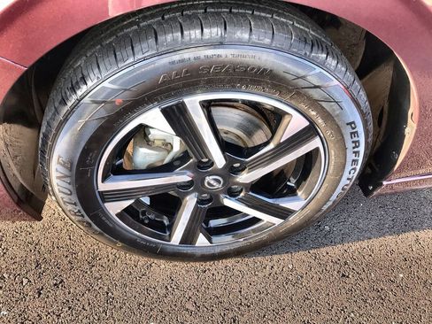 Used 2024 Nissan Sentra SV image 10