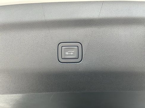 New 2025 Chevrolet Tahoe Premier image 32