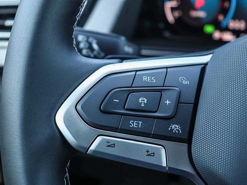 New 2026 Volkswagen Atlas Cross Sport SE AWD/4WD image 23