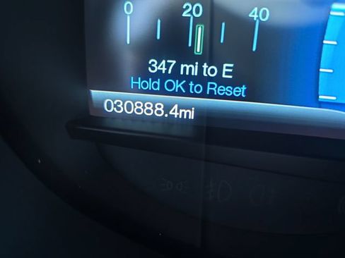 Used 2018 Ford Edge Titanium w/ Equipment Group 302A AWD/4WD image 20