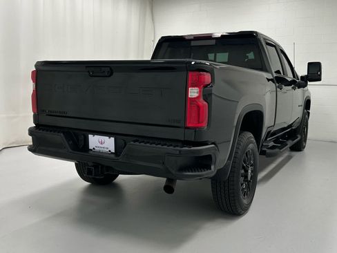 Used 2022 Chevrolet Silverado 2500 LTZ w/ LTZ Plus Package AWD/4WD image 6