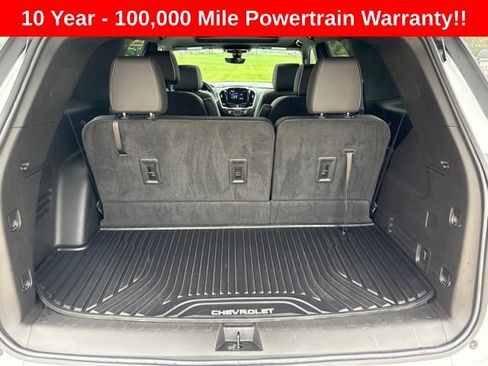 Used 2023 Chevrolet Traverse Premier AWD/4WD image 18