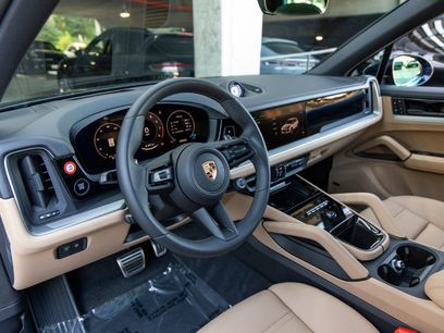 New 2025 Porsche Cayenne S