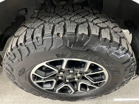 Used 2021 Ford F150 XLT w/ Equipment Group 301A Mid AWD/4WD image 18