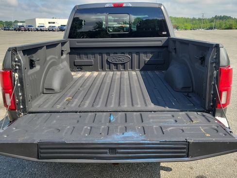 Used 2019 Ford F150 Lariat AWD/4WD image 17