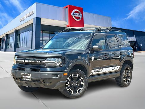 Used 2023 Ford Bronco Sport Outer Banks w/ Tech Package AWD/4WD image 1