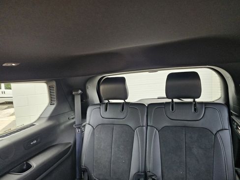 New 2025 Jeep Grand Cherokee L Altitude image 32