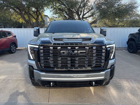 Used 2026 GMC Sierra 2500 Denali Ultimate image 2