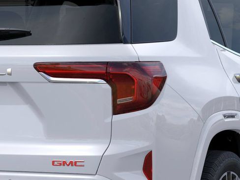 New 2027 GMC Terrain Denali w/ LPO, Floor Liner Package AWD/4WD image 11