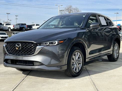 Certified 2025 MAZDA CX-5 AWD 2.5 S w/ Select Package image 3