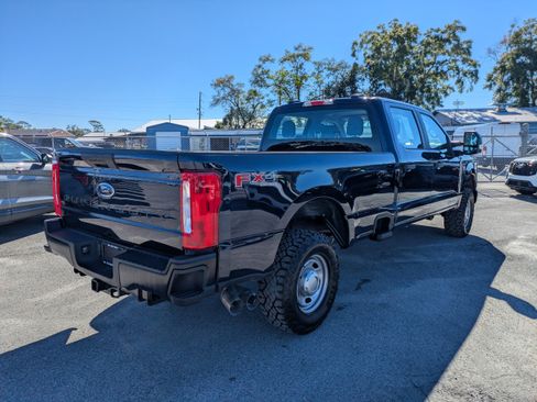 Used 2025 Ford F250 XL w/ XL Off-Road Package AWD/4WD image 3