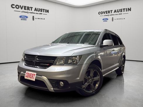 Used 2018 Dodge Journey Crossroad image 1