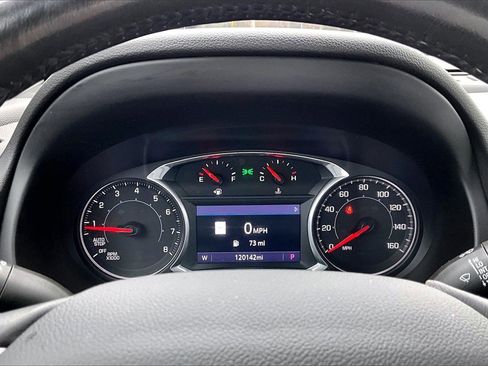 Used 2022 GMC Terrain SLT w/ Infotainment Package II image 10