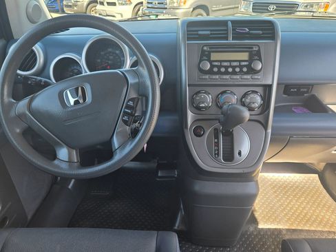 Used 2004 Honda Element EX image 19