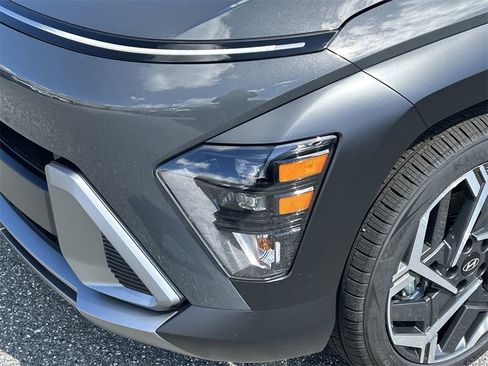 New 2026 Hyundai Kona SEL Premium image 16