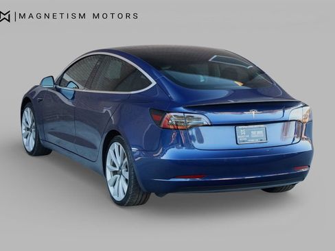 Used 2019 Tesla Model 3 Performance image 7
