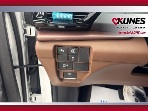 Used 2025 Acura RDX w/ Technology Package image 18