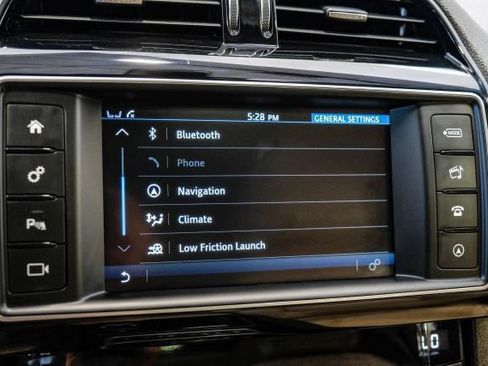 Used 2018 Jaguar F-PACE Prestige AWD/4WD image 46