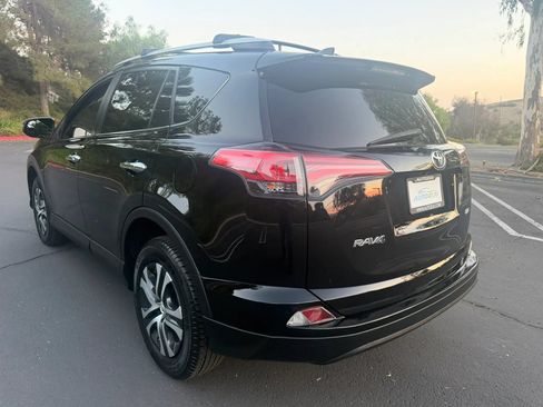 Used 2016 Toyota RAV4 LE FWD image 3