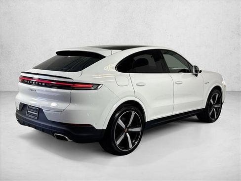 New 2025 Porsche Cayenne E-Hybrid Coupe AWD/4WD image 9