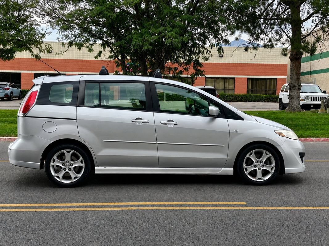 Used 2009 MAZDA MAZDA5 Sport w/ Popular Equipment Pkg FWD image 5