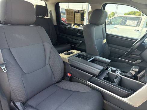 Used 2024 Toyota Tundra SR5 AWD/4WD image 32