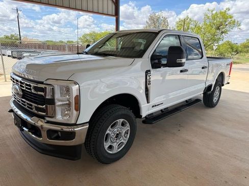 New 2026 Ford F250 XLT AWD/4WD image 3