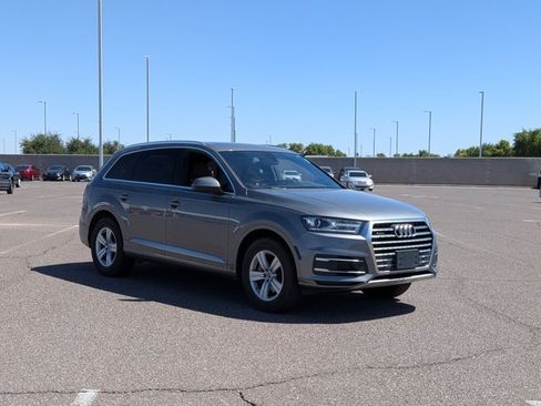 Used 2017 Audi Q7 2.0T Premium Plus w/ Premium Plus Package AWD/4WD image 3