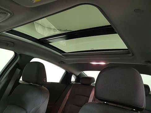 Used 2024 Chevrolet Malibu LT image 12