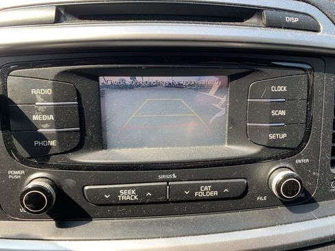 Used 2016 Kia Sorento AWD image 41