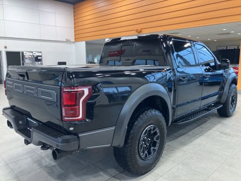 Used 2019 Ford F150 Raptor w/ Equipment Group 802A Luxury image 5