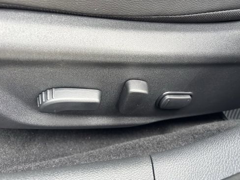 New 2025 Nissan Sentra SR w/ SR Premium Package image 16