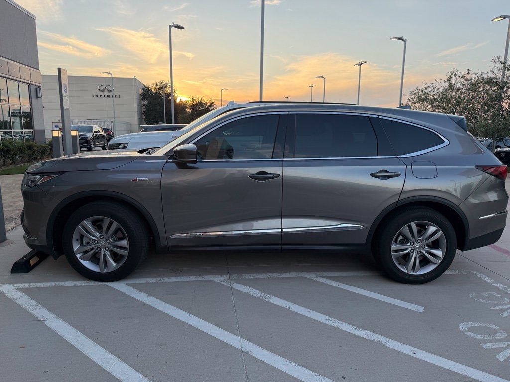 Used 2022 Acura MDX FWD image 2