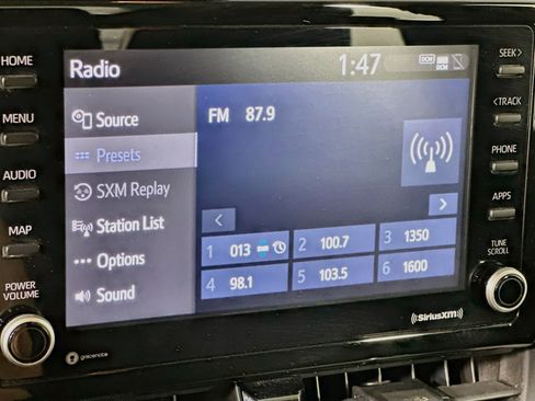 Used 2022 Toyota Corolla LE FWD image 21