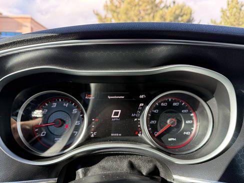 Used 2015 Dodge Charger SXT w/ AWD Plus Group image 28