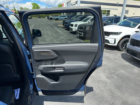 New 2027 Kia Telluride S AWD/4WD image 17