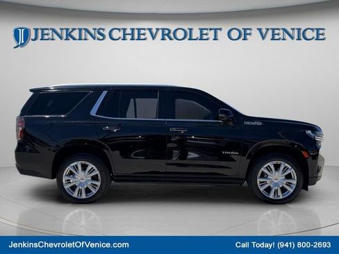 Used 2023 Chevrolet Tahoe High Country w/ Advanced Technology Package AWD/4WD image 3