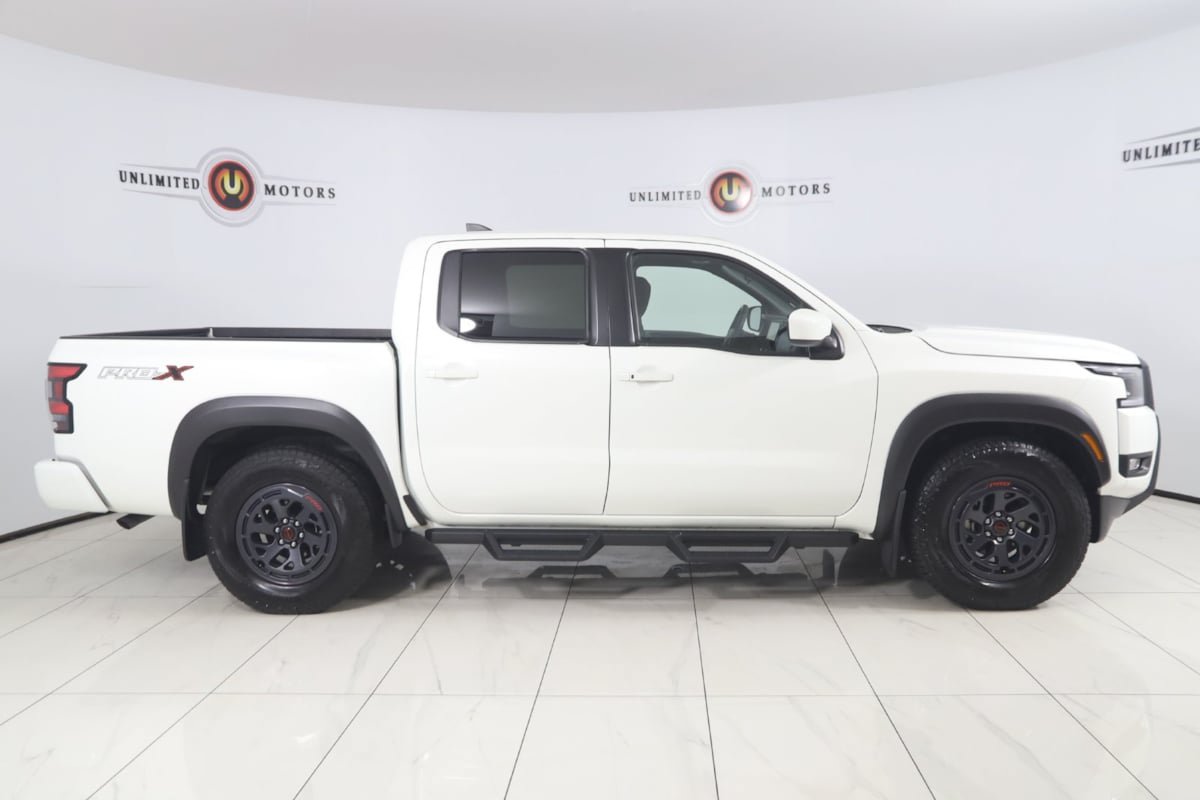 Used 2026 Nissan Frontier Pro-X w/ Tow Package RWD image 2