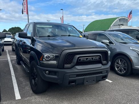 Used 2019 RAM 1500 Warlock AWD/4WD image 3