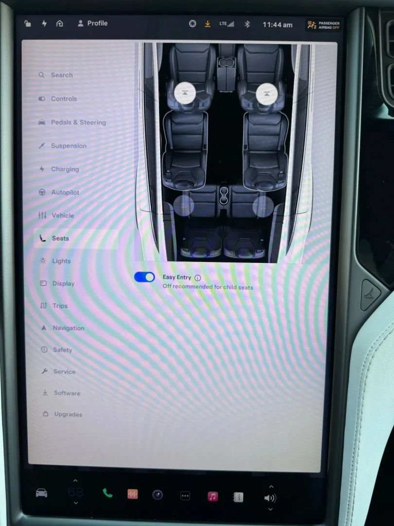 Used 2017 Tesla Model X 100D AWD/4WD image 22