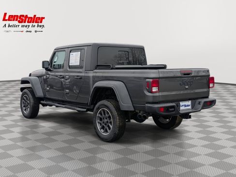 Used 2020 Jeep Gladiator Sport image 3