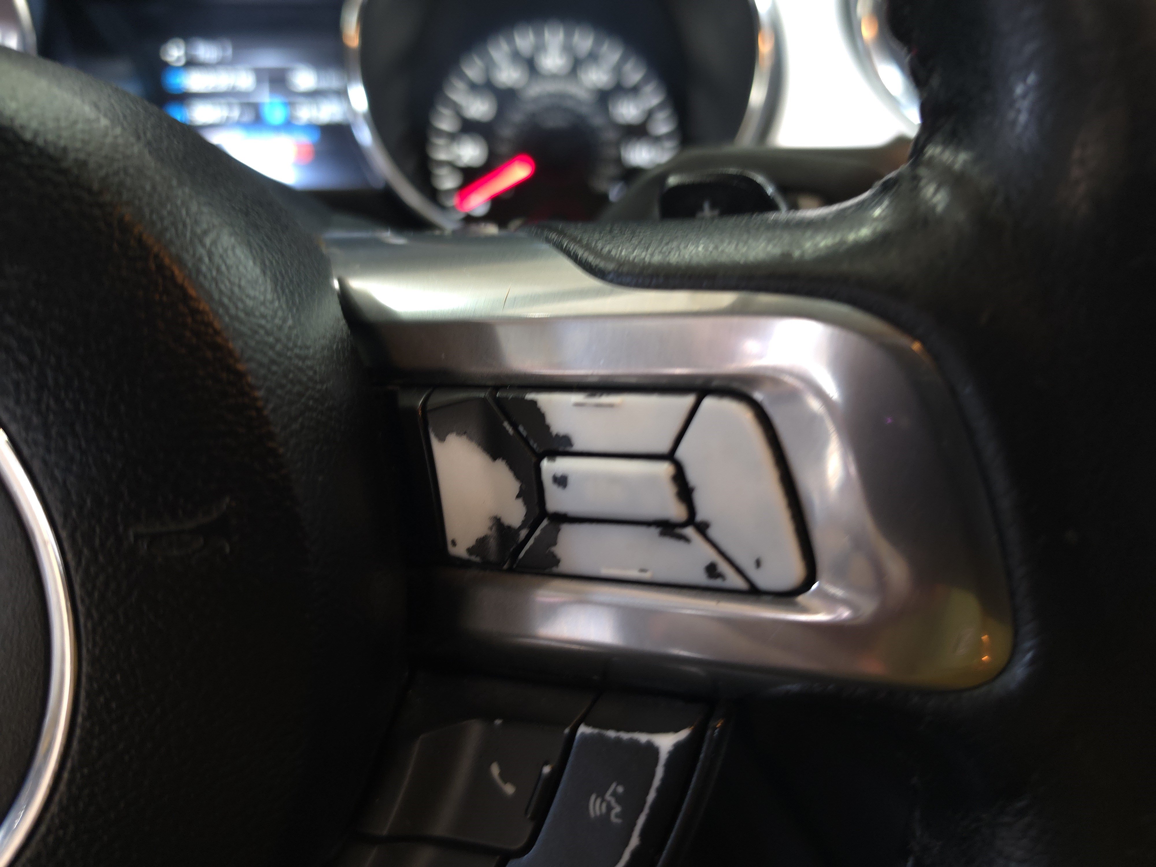 Used 2016 Ford Mustang Premium RWD image 22