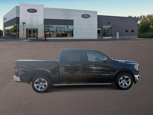 Used 2019 RAM 1500 Big Horn AWD/4WD image 10